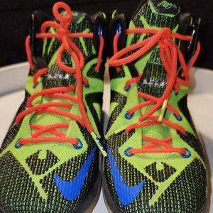 Nike Lebron XII 12 Dunkman Sz 7Y
